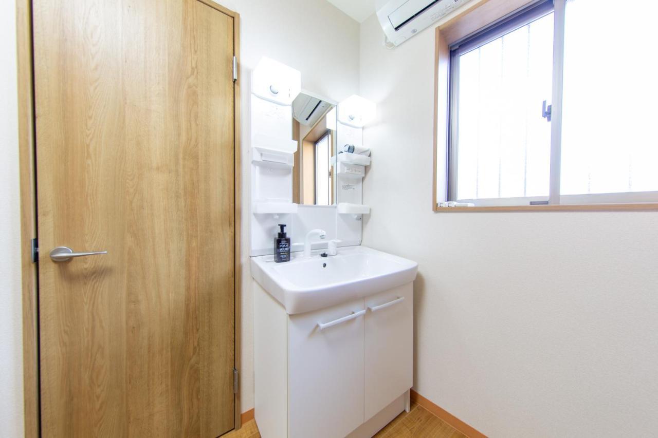 Oyado Gorilla Annex Apartment Osaka Ngoại thất bức ảnh